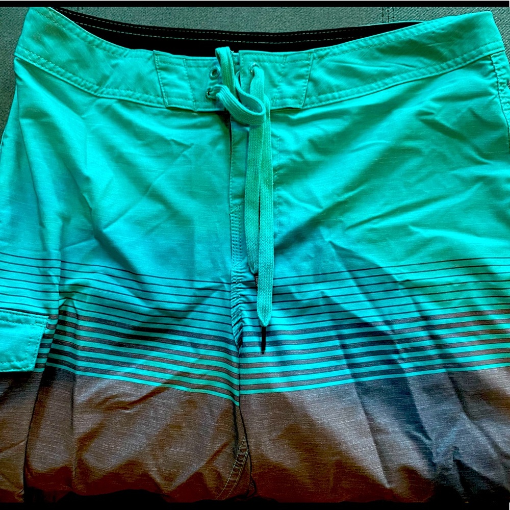 Trinity SZ 32 Striped Stretch Boardshorts Shorts